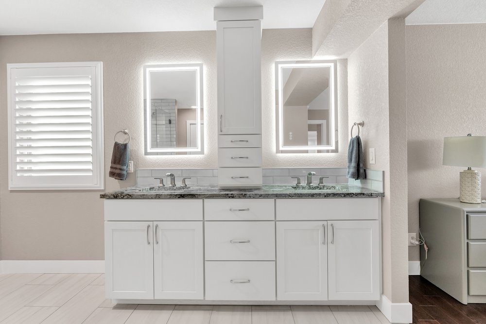 Master bathroom after photo 10