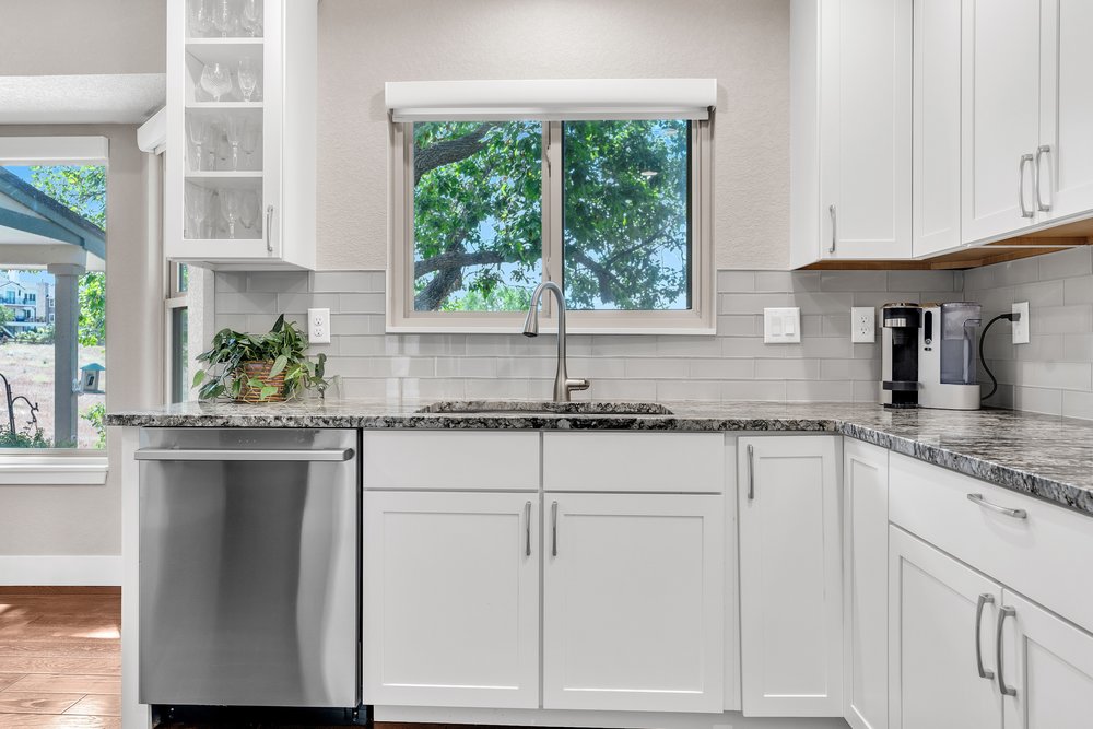 Residential kitchen remodel by VMC Builders