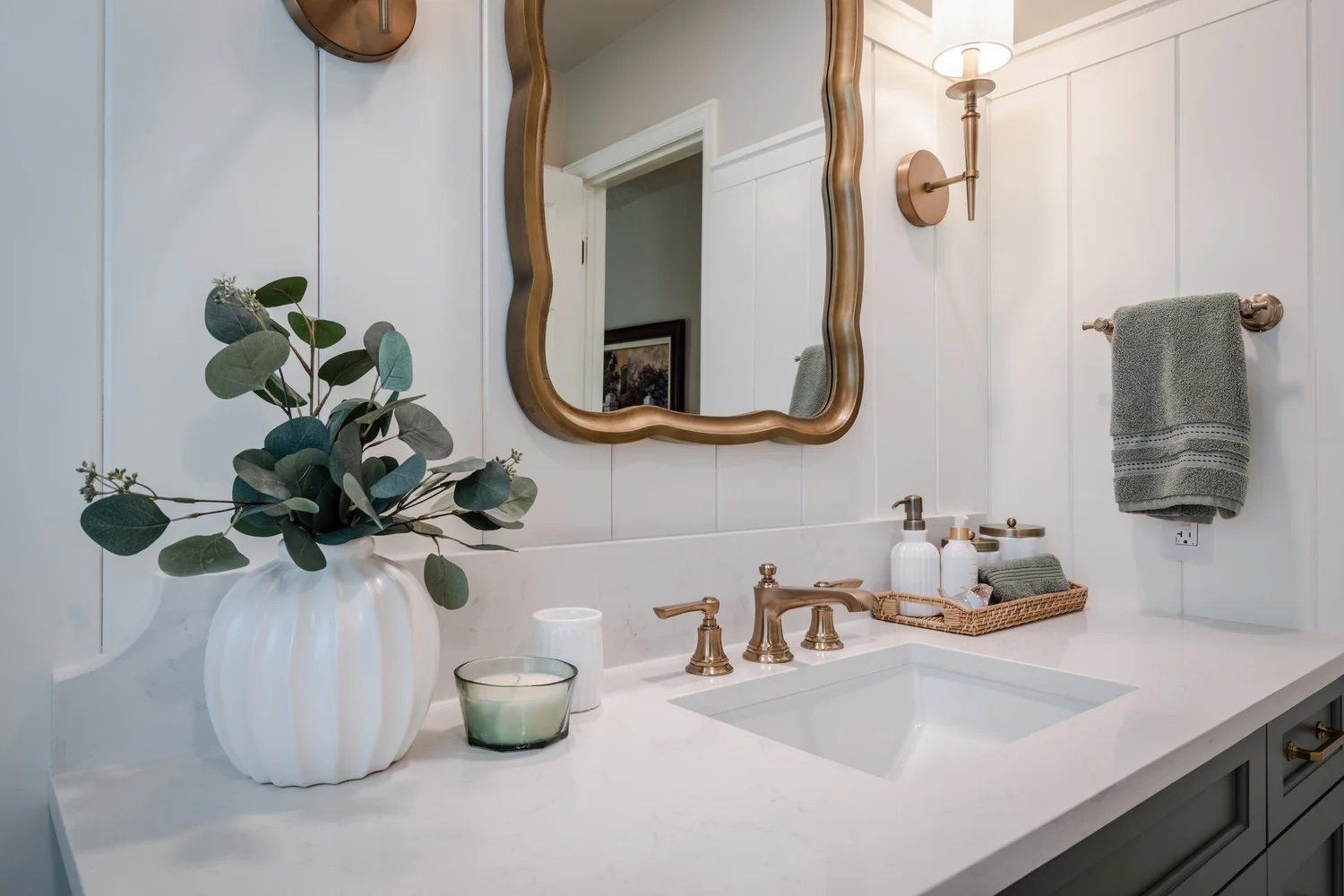 Guest bathroom after photo – entry view