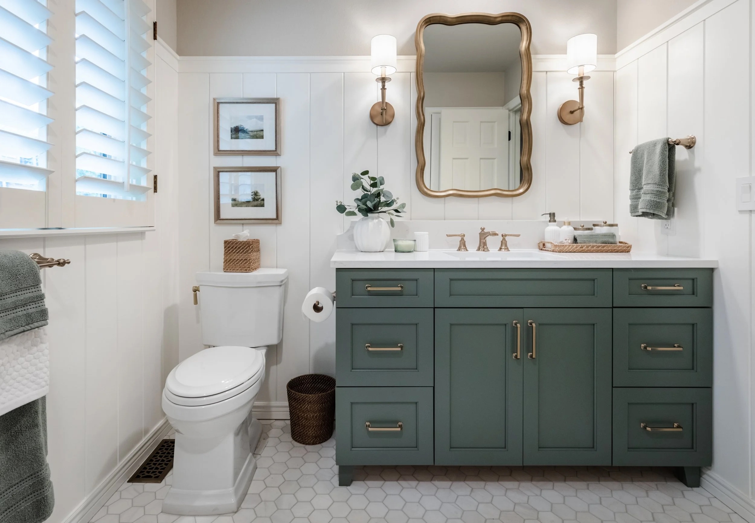 Guest bathroom after photo – shower area